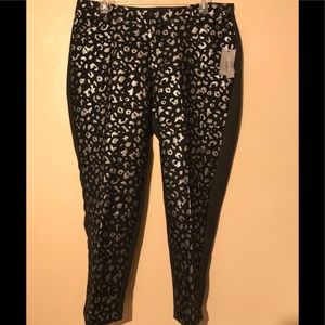 Eloquii black velvet w/silver design in front, 18